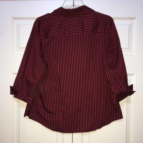 WRINKLE FREE STRIPED CUTE & COMFORTABLE TOP - Picture 3 of 6